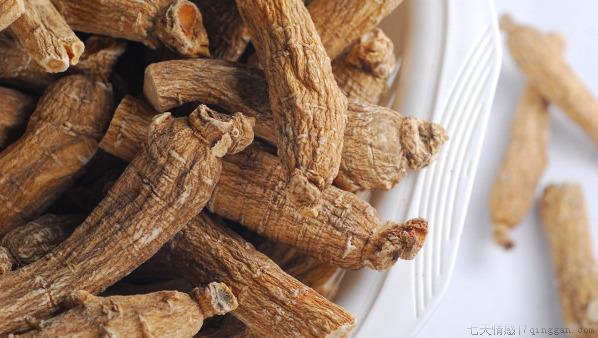 黄精的功效与作用及食用方法