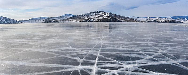 世界上最深的湖是什么湖