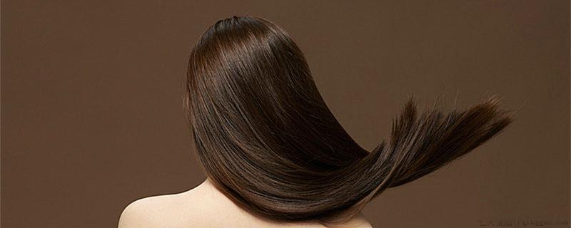 淋雨后要洗头吗