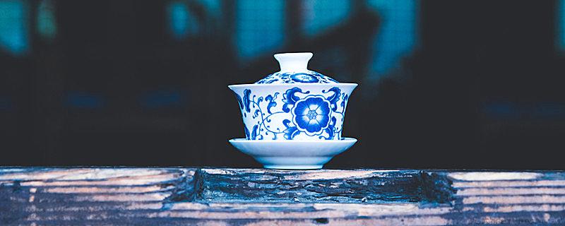 青花瓷从哪个朝代兴起
