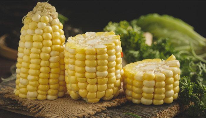 玉米生喂与熟喂的区别