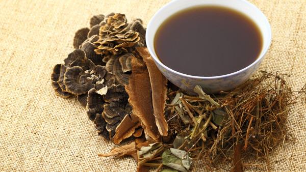 更年期吃什么药好