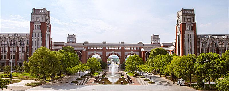 大学艺术类专业包括哪些