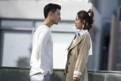 追男孩借小挑战创造互动机会：在玩闹中拉近距离