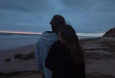 “精神出轨”的界定与应对:看不见的背叛更伤人