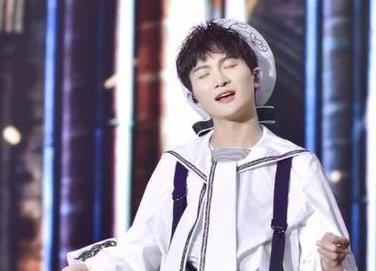 怎么让开场白告别“你好”的生硬