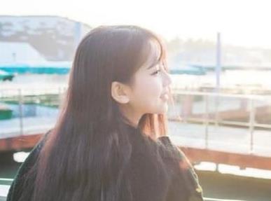 追女孩不是讨好是吸引