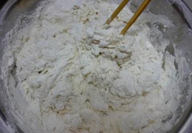 剩大米粥可以和面做馒头吗?