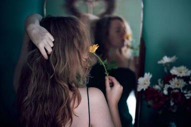 失恋不是结束，是情绪的一场温柔沉淀