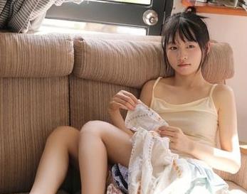 挽回女友时发消息的三个阶段三种话术