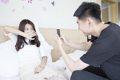 失恋后朋友劝的话都听不进去怎么办