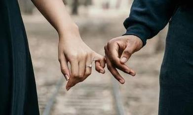 第一次约会不冷场的三个话题