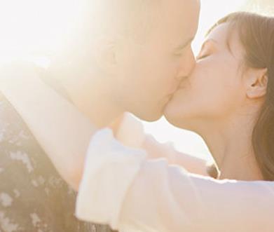 发现妻子出轨后不该做的三件事 发现妻子出轨后不该做的三件事