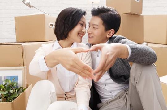 夫妻各自忙碌，如何维系亲密感?