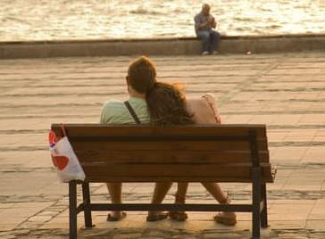 挽回时要不要「示弱」，让他心疼?