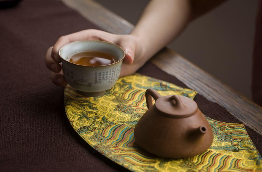 白茶放了10年还能喝吗
