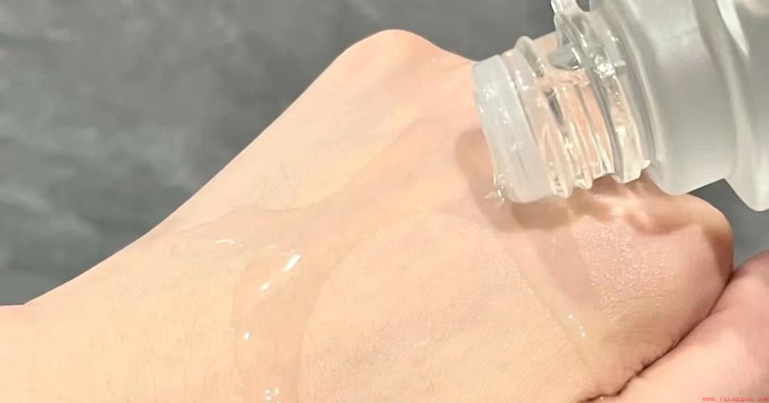 什么护肤品收缩毛孔补水效果最好