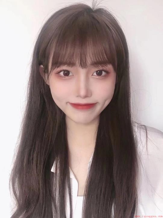 今年头发流行什么颜色2022图片女