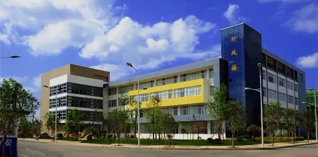 云南二本大学哪所值得报考