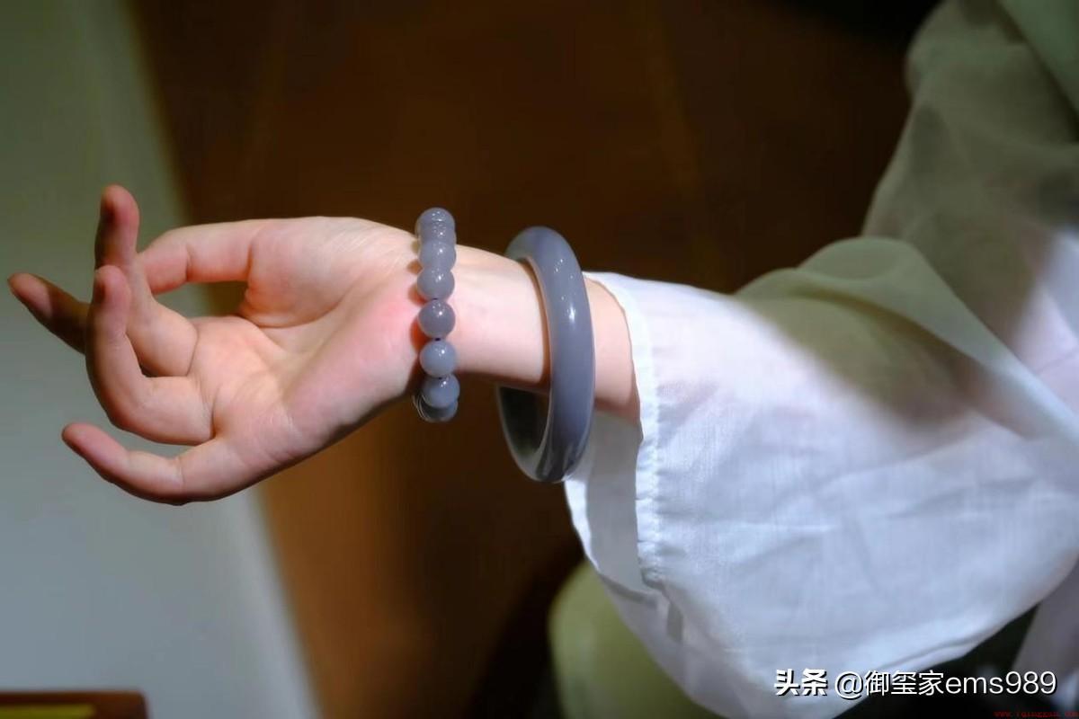 烟紫和田玉属于什么档次