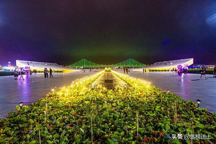 大连星海广场面积多大及所处位置