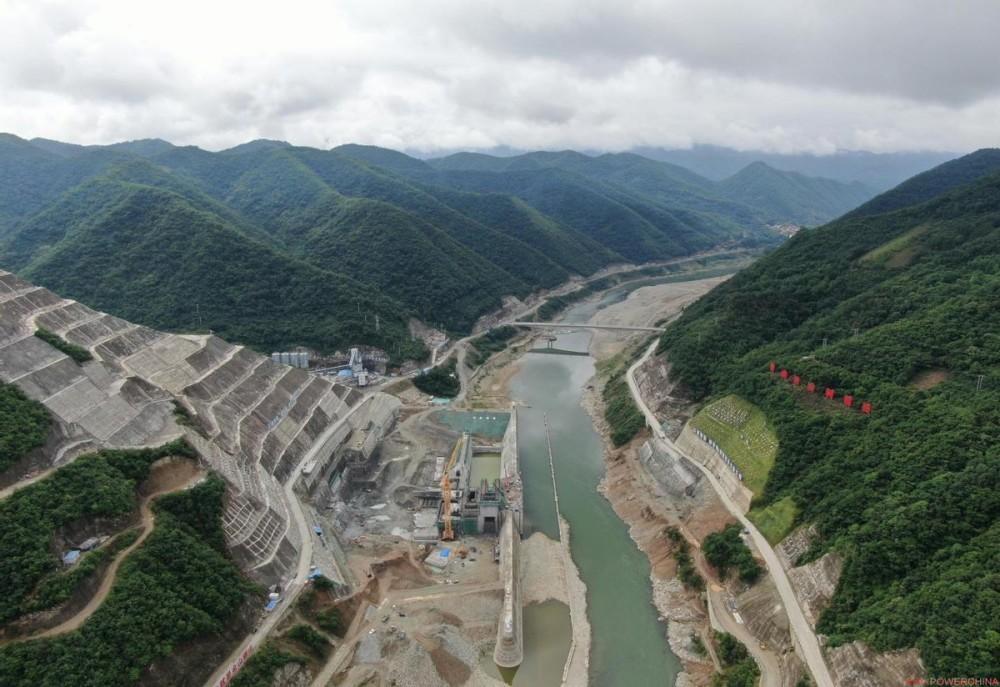 全中国最长的隧道是秦岭隧道