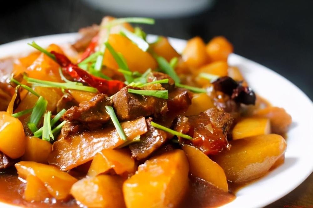炖牛肉放什么调料软烂又好吃
