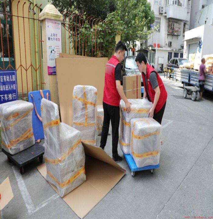 搬家先搬什么进屋最好