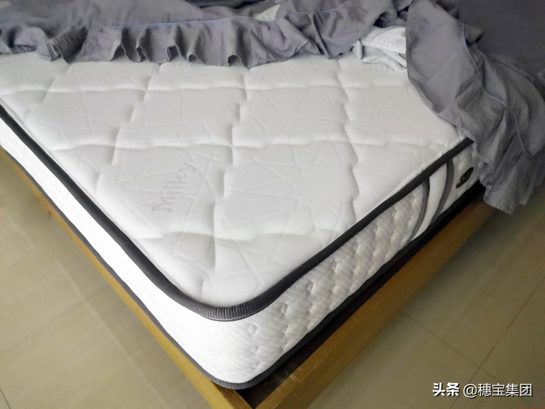 新生儿睡什么床垫好（挑选婴幼儿舒适床垫的参考建议