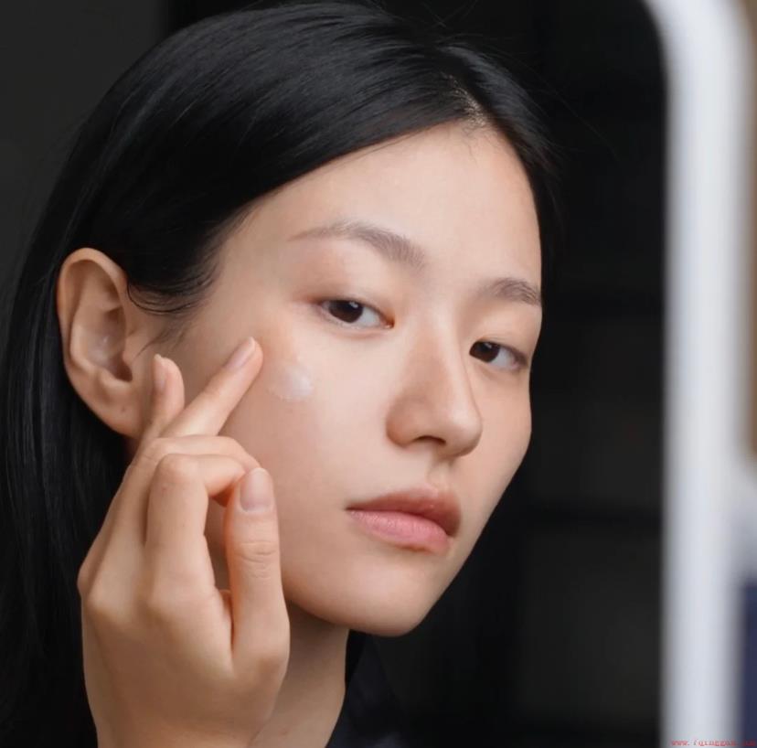 女生皮肤暗黄怎么调理能变白