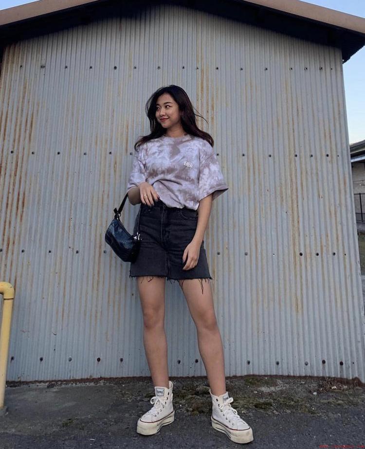 上身胖下身瘦的女人适合穿什么衣服