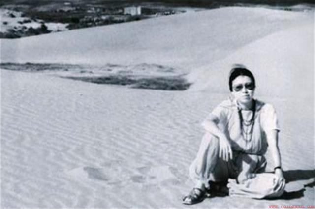 荷西死前离奇事件