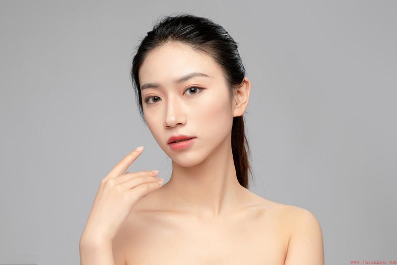 纯露可以代替爽肤水吗