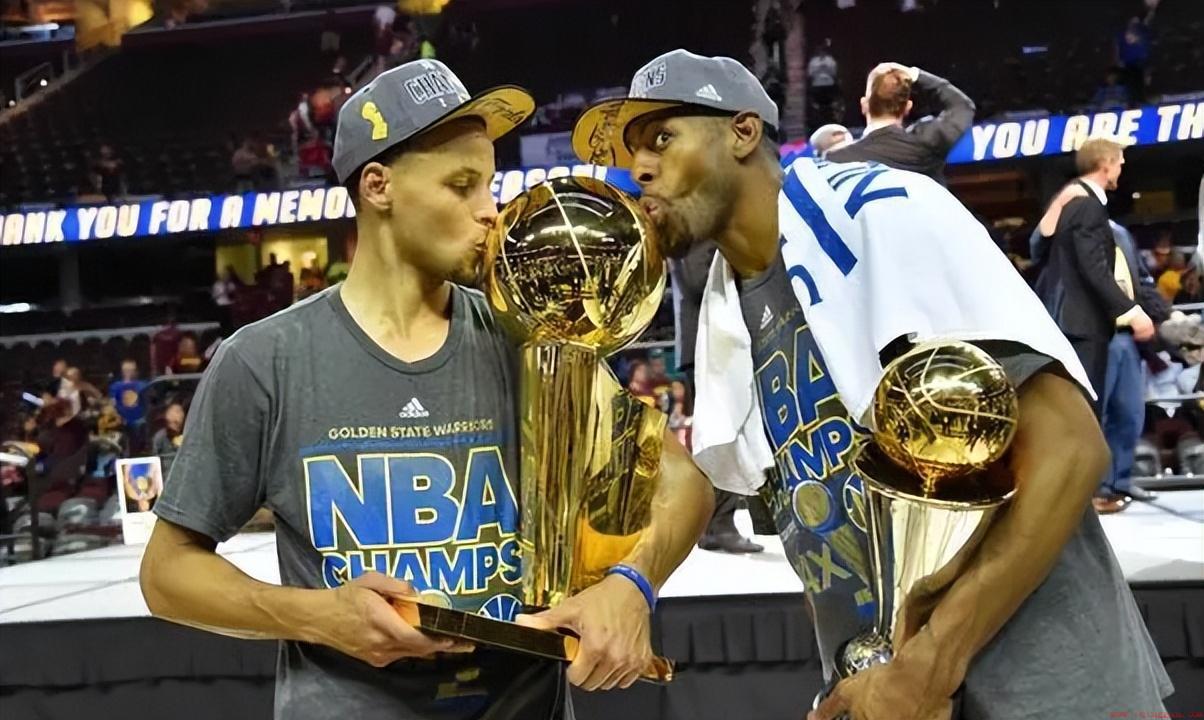 勇士8年4次NBA总冠军之路