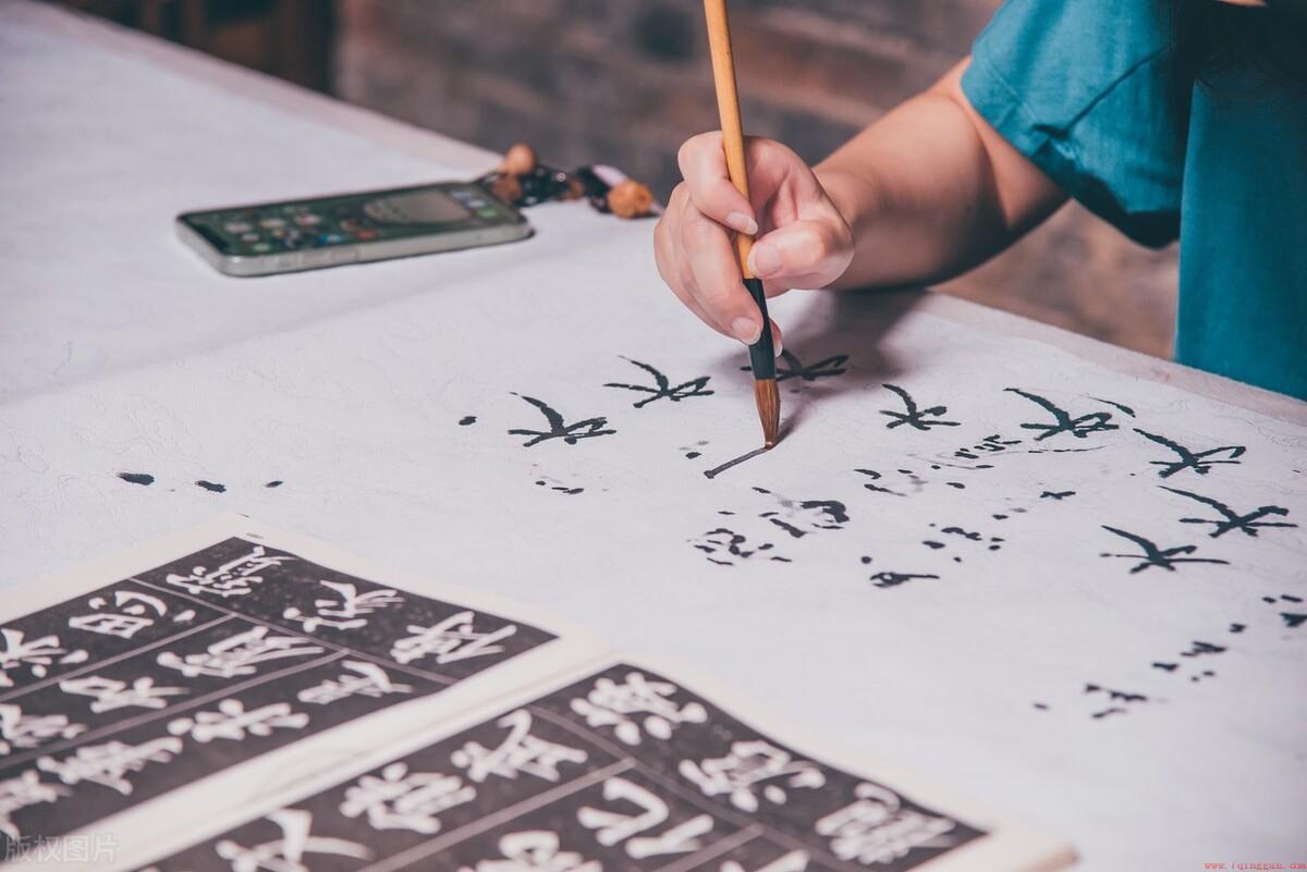 初学书法练楷体选对笔才是关键