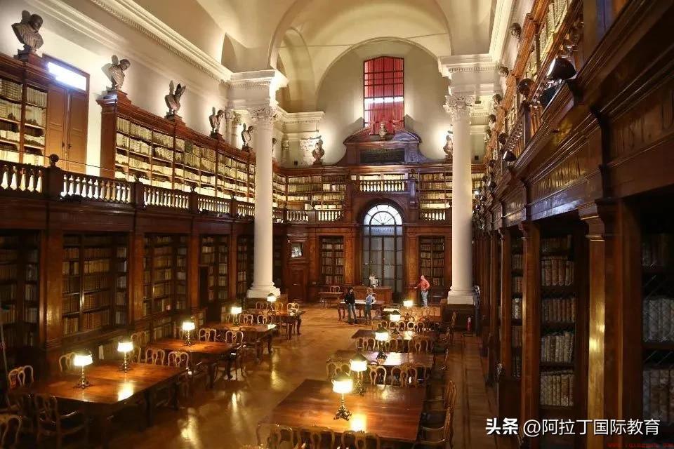 西方最早的大学（西方第一座大学是怎样诞生的）
