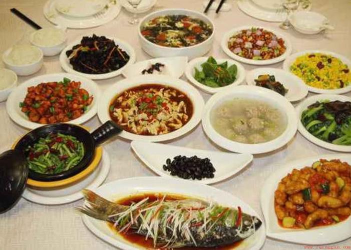 在家请客吃饭几个菜有讲究吗