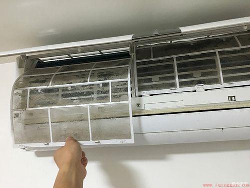 空调尘满按什么键消除