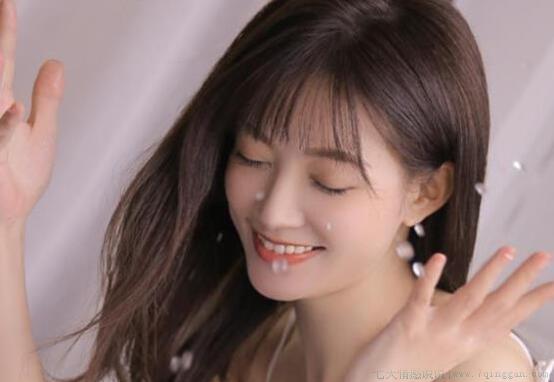 形容笑容的唯美句子