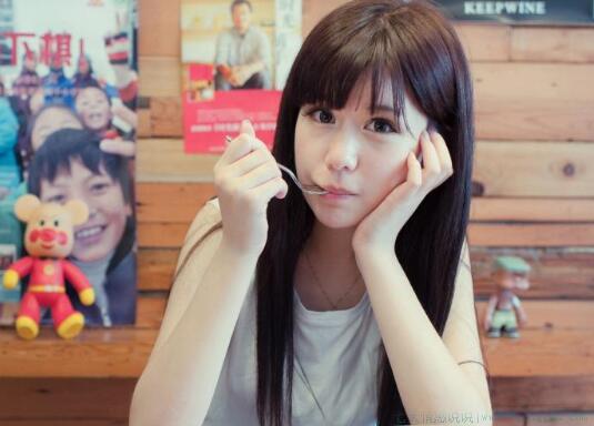 努力挣钱的句子