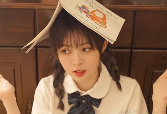 改正错误的句子