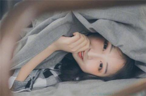 让女生湿的句子聊天