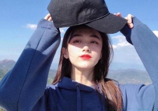十指紧扣美好的句子
