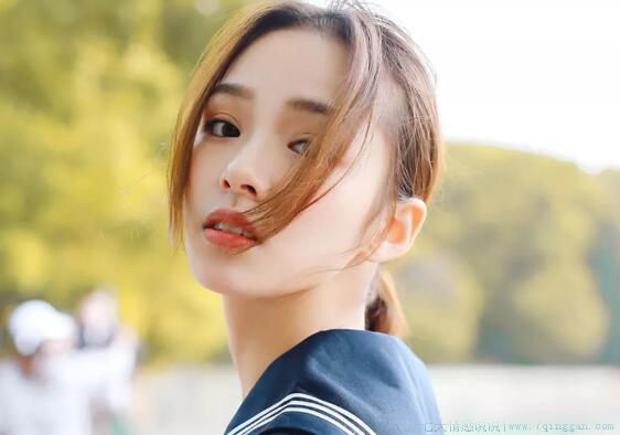 描写狗可爱的句子