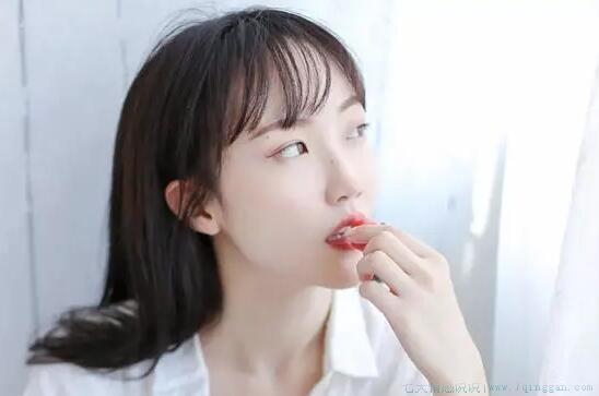 护肤品发朋友圈的说说