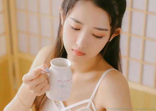男生关心女生的话