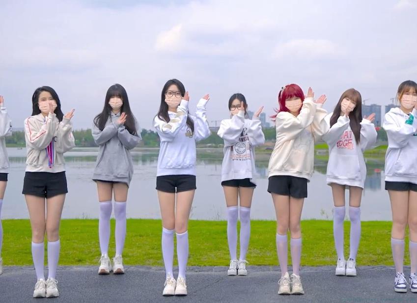 华伦天奴蝴蝶步是什么意思