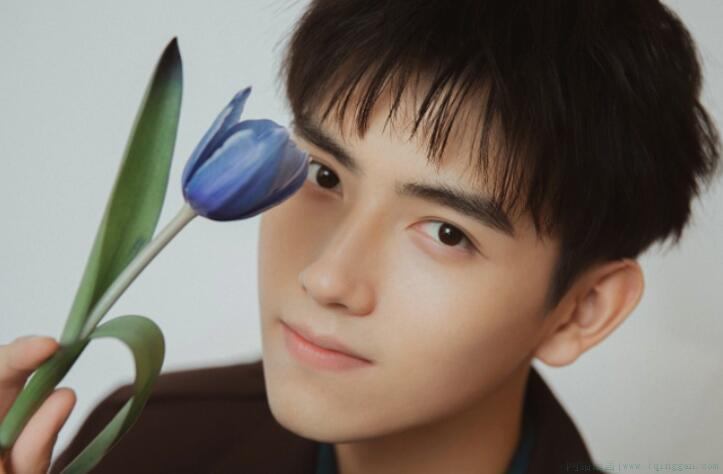 陈飞宇撕日历是什么意思