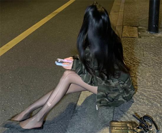 在商K如何选到心仪的妹子