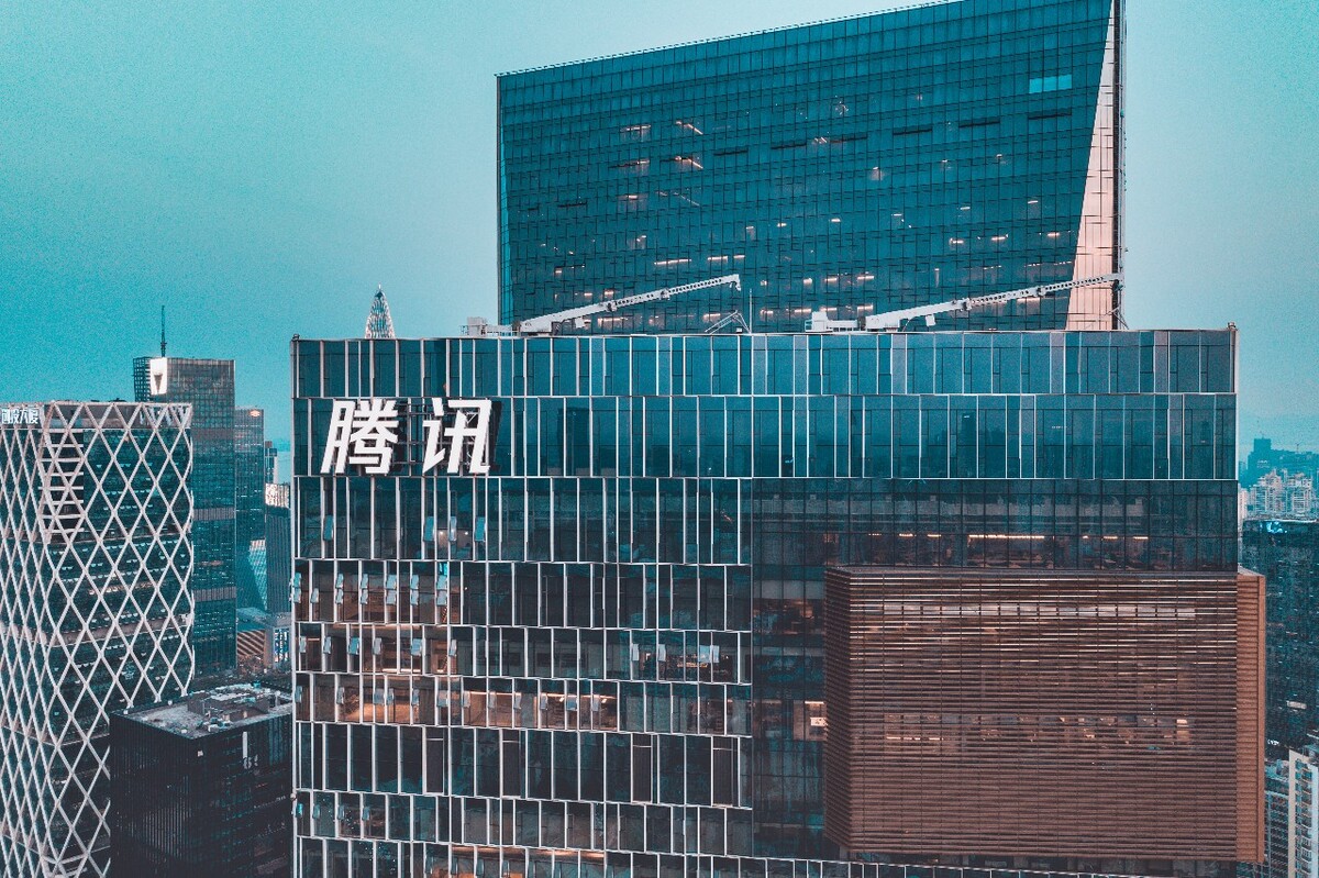 南山必胜客是什么梗
